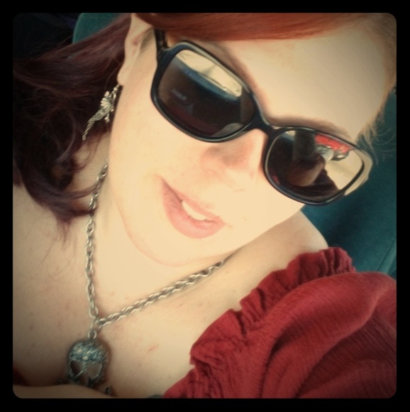 Meet your Posher, Rene'e - Picture 4 of 8